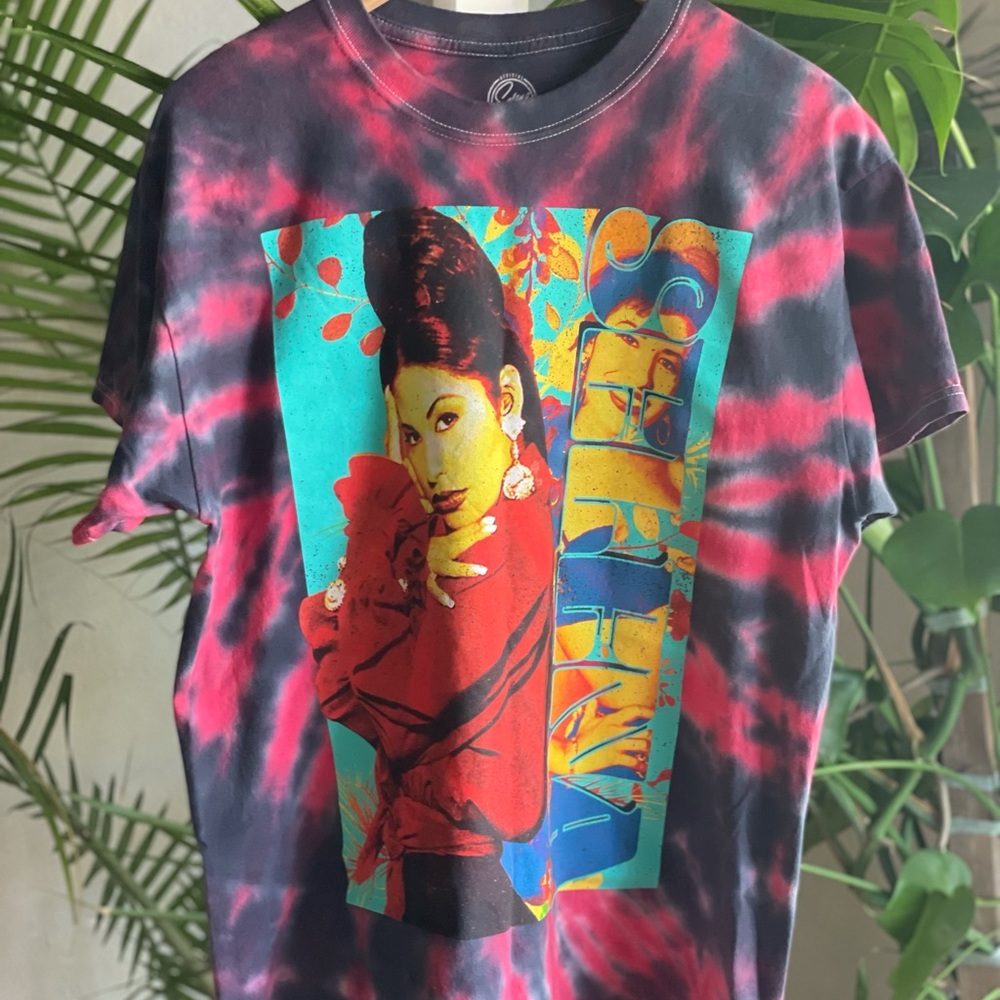 Selena tiedye Tshirt